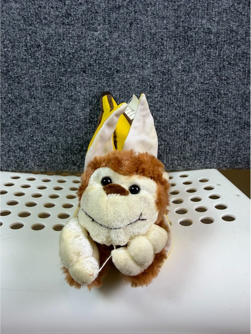 Kellytoy Monkey Peeling Banana Plush Stuffed Animal Hanging Toy 2011 8 Inch